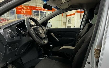Renault Logan II, 2014 год, 570 000 рублей, 9 фотография