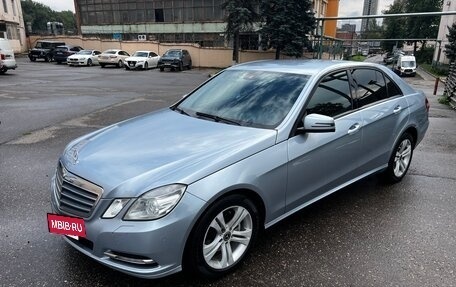 Mercedes-Benz E-Класс, 2012 год, 1 900 000 рублей, 3 фотография