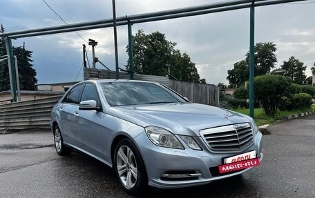 Mercedes-Benz E-Класс, 2012 год, 1 900 000 рублей, 2 фотография