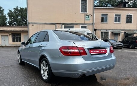 Mercedes-Benz E-Класс, 2012 год, 1 900 000 рублей, 5 фотография