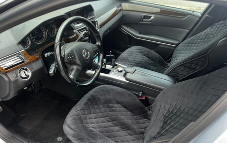 Mercedes-Benz E-Класс, 2012 год, 1 900 000 рублей, 9 фотография