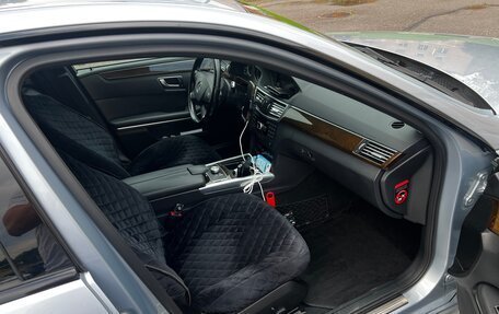 Mercedes-Benz E-Класс, 2012 год, 1 900 000 рублей, 11 фотография