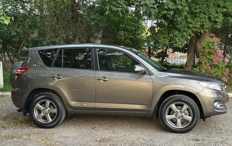 Toyota RAV4, 2012 год, 1 695 000 рублей, 6 фотография