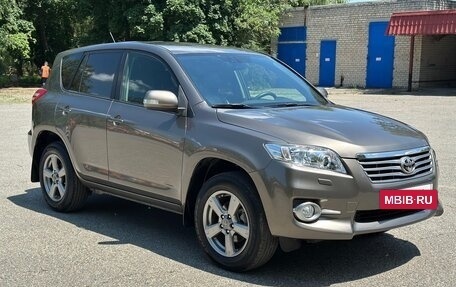 Toyota RAV4, 2012 год, 1 695 000 рублей, 2 фотография