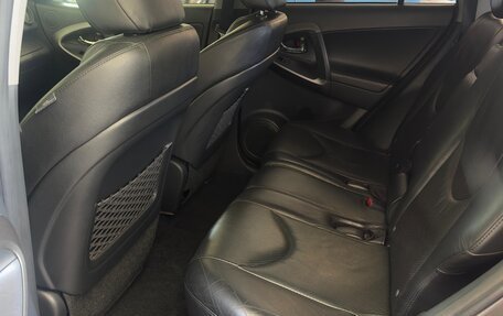 Toyota RAV4, 2012 год, 1 695 000 рублей, 24 фотография