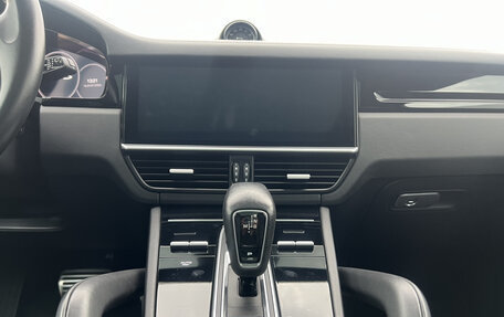 Porsche Cayenne III, 2020 год, 12 390 000 рублей, 19 фотография