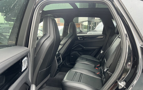 Porsche Cayenne III, 2020 год, 12 390 000 рублей, 16 фотография