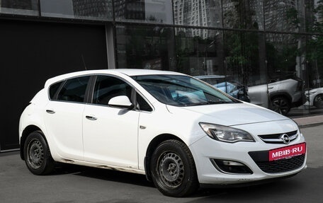 Opel Astra J, 2013 год, 788 000 рублей, 3 фотография