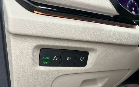 Skoda Octavia IV, 2021 год, 2 350 000 рублей, 21 фотография