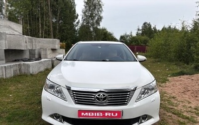 Toyota Camry, 2013 год, 1 900 000 рублей, 1 фотография