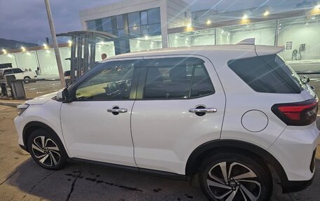 Toyota Raize I, 2020 год, 1 700 000 рублей, 3 фотография