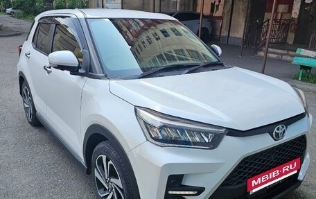 Toyota Raize I, 2020 год, 1 700 000 рублей, 2 фотография