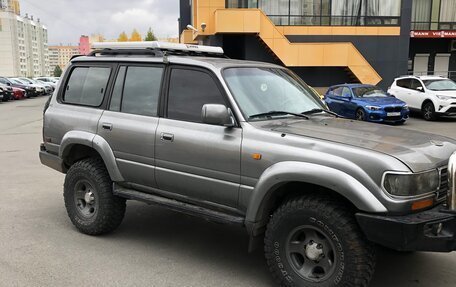 Toyota Land Cruiser 80 рестайлинг, 1995 год, 900 000 рублей, 2 фотография