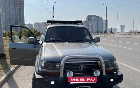 Toyota Land Cruiser 80 рестайлинг, 1995 год, 900 000 рублей, 9 фотография