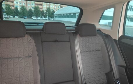 Volkswagen Tiguan II, 2021 год, 3 300 000 рублей, 17 фотография