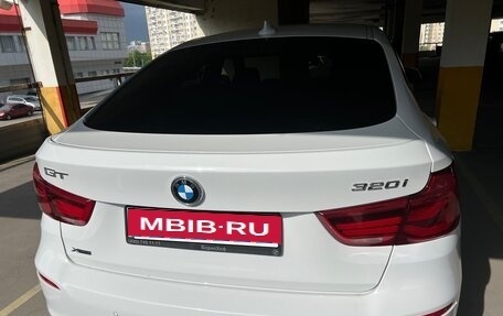 BMW 3 серия, 2018 год, 2 750 000 рублей, 3 фотография