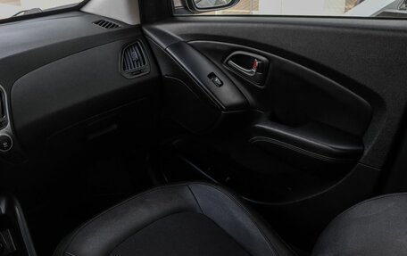 Hyundai ix35 I рестайлинг, 2014 год, 995 000 рублей, 17 фотография