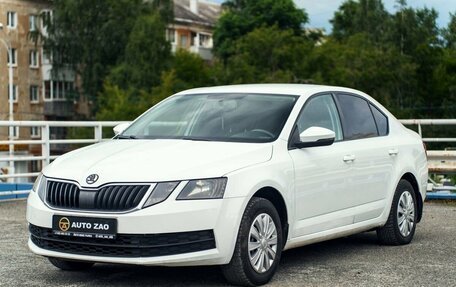 Skoda Octavia, 2018 год, 820 000 рублей, 2 фотография