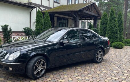 Mercedes-Benz E-Класс, 2003 год, 650 000 рублей, 5 фотография