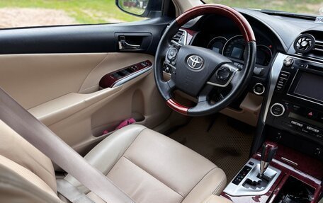 Toyota Camry, 2013 год, 1 900 000 рублей, 7 фотография
