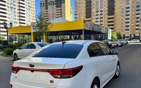 KIA Rio IV, 2018 год, 1 450 000 рублей, 5 фотография