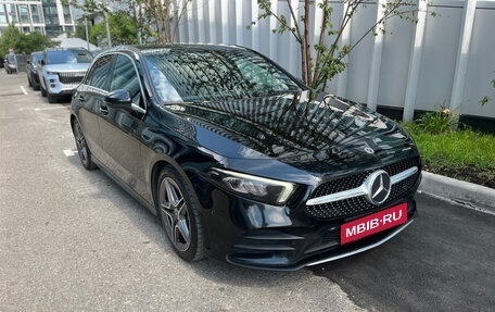 Mercedes-Benz A-Класс, 2020 год, 2 500 000 рублей, 3 фотография