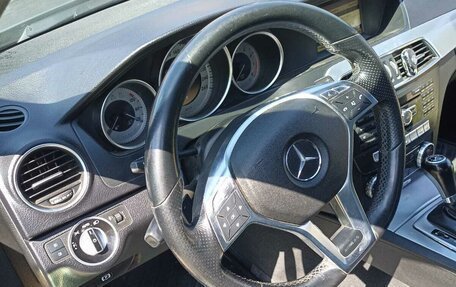 Mercedes-Benz C-Класс, 2011 год, 1 650 000 рублей, 8 фотография