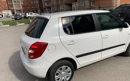 Skoda Fabia II, 2014 год, 660 000 рублей, 2 фотография