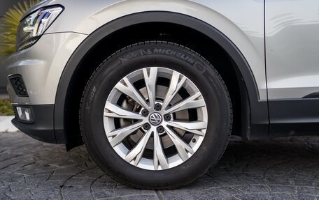 Volkswagen Tiguan II, 2020 год, 2 850 000 рублей, 5 фотография