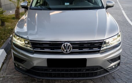 Volkswagen Tiguan II, 2020 год, 2 850 000 рублей, 6 фотография