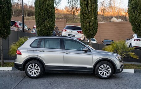 Volkswagen Tiguan II, 2020 год, 2 850 000 рублей, 9 фотография