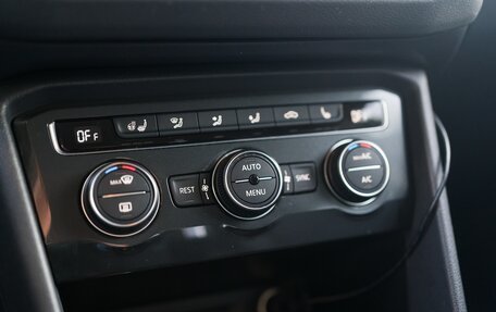 Volkswagen Tiguan II, 2020 год, 2 850 000 рублей, 14 фотография