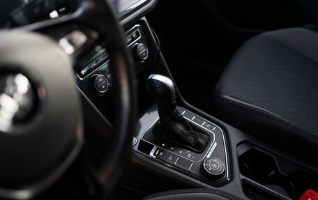 Volkswagen Tiguan II, 2020 год, 2 850 000 рублей, 16 фотография