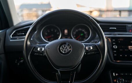 Volkswagen Tiguan II, 2020 год, 2 850 000 рублей, 20 фотография