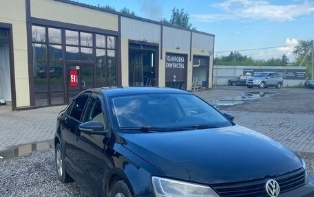 Volkswagen Jetta VI, 2012 год, 650 000 рублей, 1 фотография