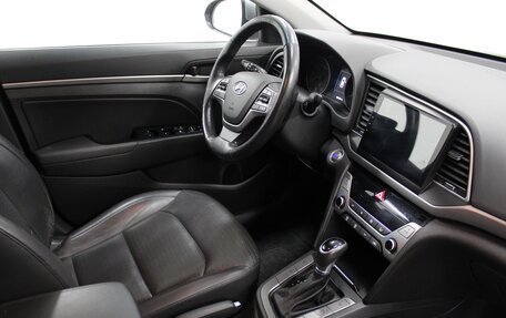 Hyundai Elantra VI рестайлинг, 2016 год, 1 241 000 рублей, 7 фотография
