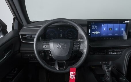 Toyota Camry, 2024 год, 3 744 000 рублей, 13 фотография