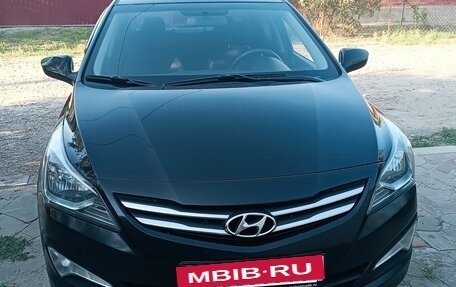 Hyundai Solaris II рестайлинг, 2016 год, 945 000 рублей, 3 фотография