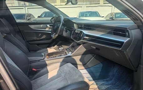 Audi A6, 2021 год, 3 780 000 рублей, 13 фотография
