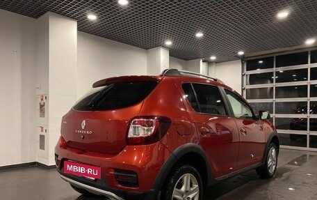Renault Sandero II рестайлинг, 2018 год, 915 000 рублей, 3 фотография
