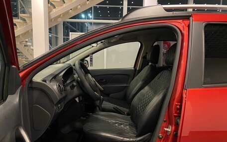 Renault Sandero II рестайлинг, 2018 год, 915 000 рублей, 16 фотография