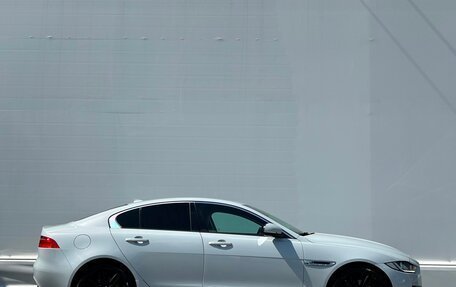 Jaguar XE I рестайлинг, 2015 год, 1 652 800 рублей, 13 фотография