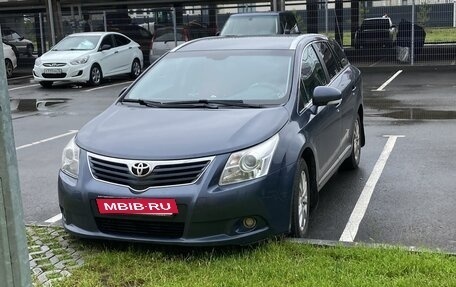 Toyota Avensis III рестайлинг, 2010 год, 1 150 000 рублей, 1 фотография