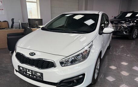 KIA cee'd III, 2017 год, 1 360 000 рублей, 1 фотография
