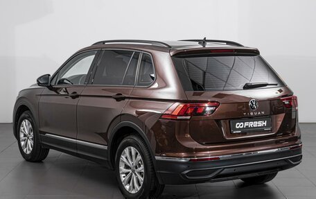 Volkswagen Tiguan II, 2021 год, 2 384 000 рублей, 2 фотография