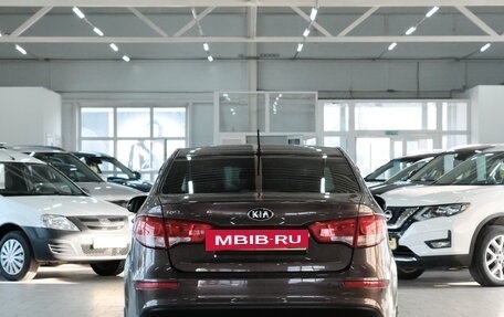 KIA Rio III рестайлинг, 2015 год, 989 000 рублей, 6 фотография
