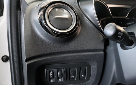 Renault Kaptur I рестайлинг, 2019 год, 1 799 000 рублей, 9 фотография