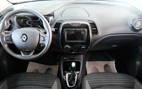 Renault Kaptur I рестайлинг, 2019 год, 1 799 000 рублей, 16 фотография