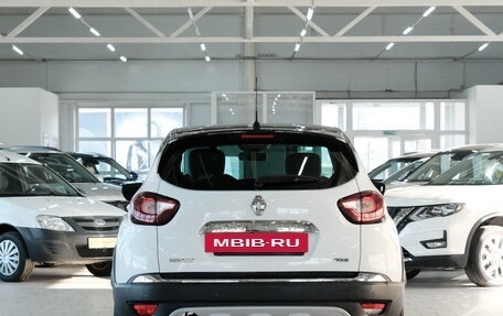 Renault Kaptur I рестайлинг, 2019 год, 1 799 000 рублей, 6 фотография