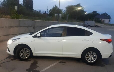 Hyundai Solaris II рестайлинг, 2018 год, 1 150 000 рублей, 3 фотография